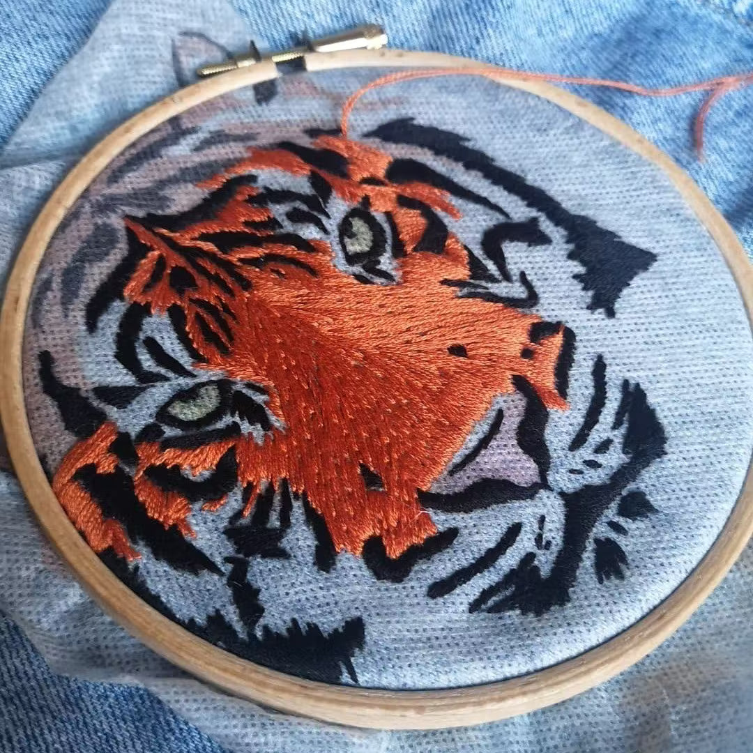 Kit Point De Croix DMC "Wash And Brush Up!" - Le Tigre Et Son Petit, 15x30 Cm
